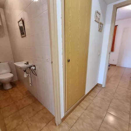 Apartamento a 400m de la playa con piscina comunitaria - HISP-236-113 * Torroella de Montgrí